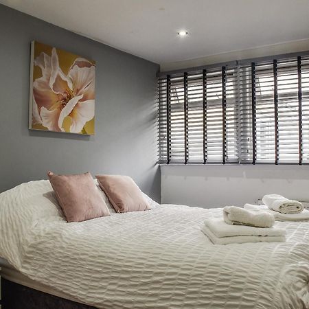 Highfield Bungalow Brynamman Luaran gambar